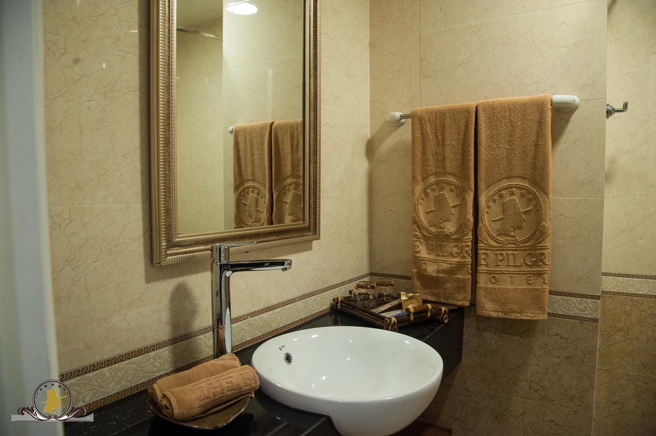 The Pilgrim Hotel Ханой Екстериор снимка